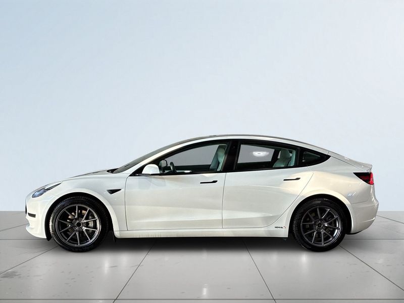 Tesla Model 3 bild 4