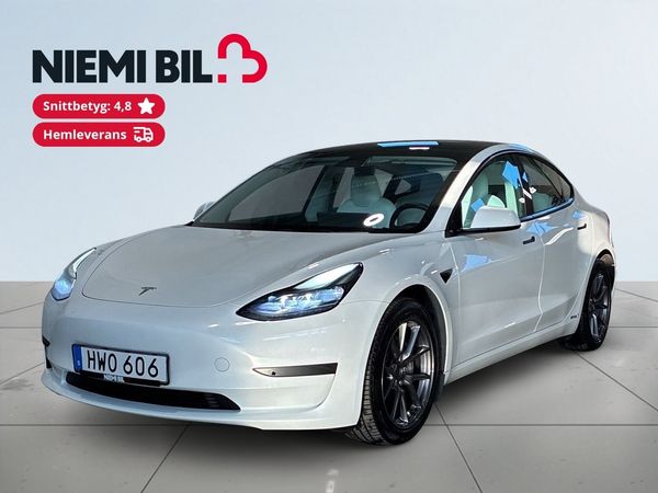 Tesla Model 3 Standard Range Värmare 360 Pano Cockpit Skinn MOMS S&V - 2023