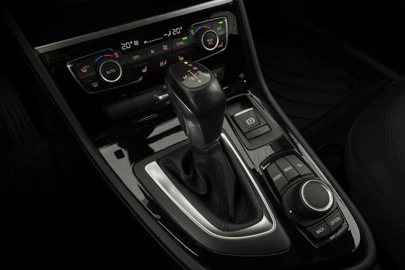BMW 218 bild 15