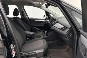 BMW 218 bild 7