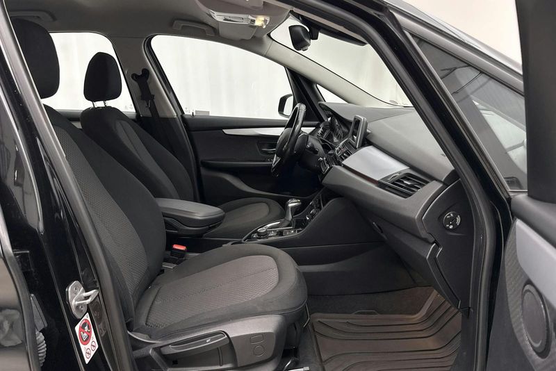 BMW 218 bild 7