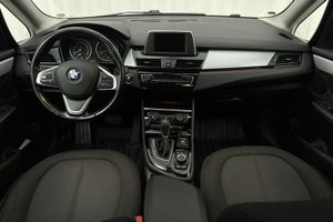 BMW 218 bild 6