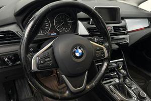 BMW 218 bild 16