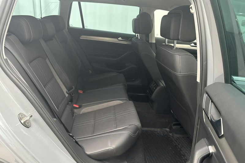 Volkswagen Passat bild 7