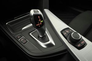 BMW 320 bild 13
