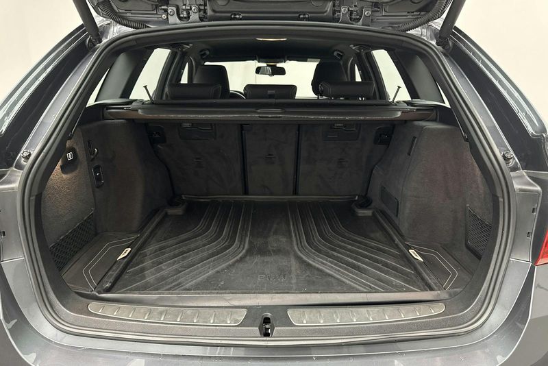 BMW 320 bild 9