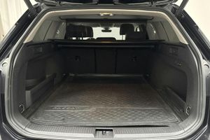 Volkswagen Passat bild 9