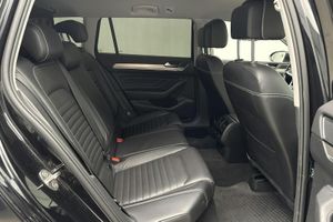 Volkswagen Passat bild 8