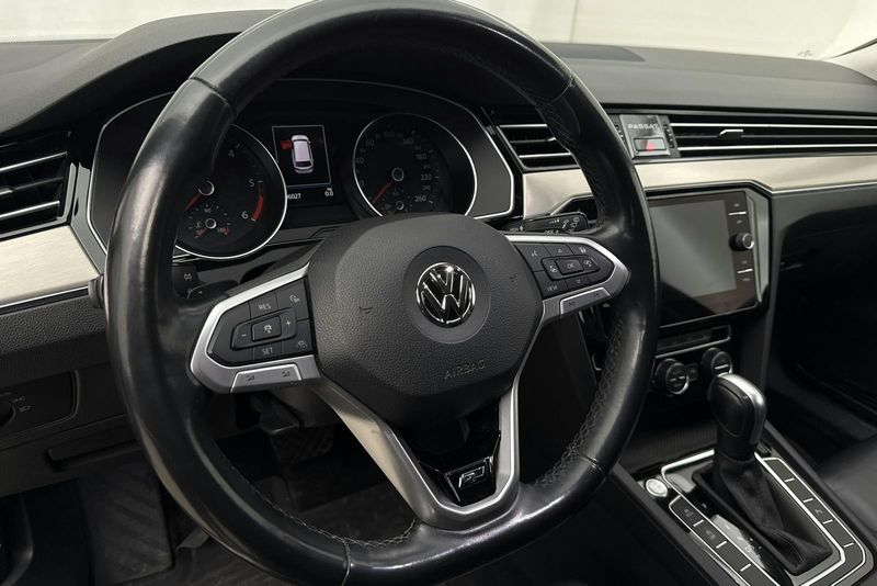Volkswagen Passat bild 17