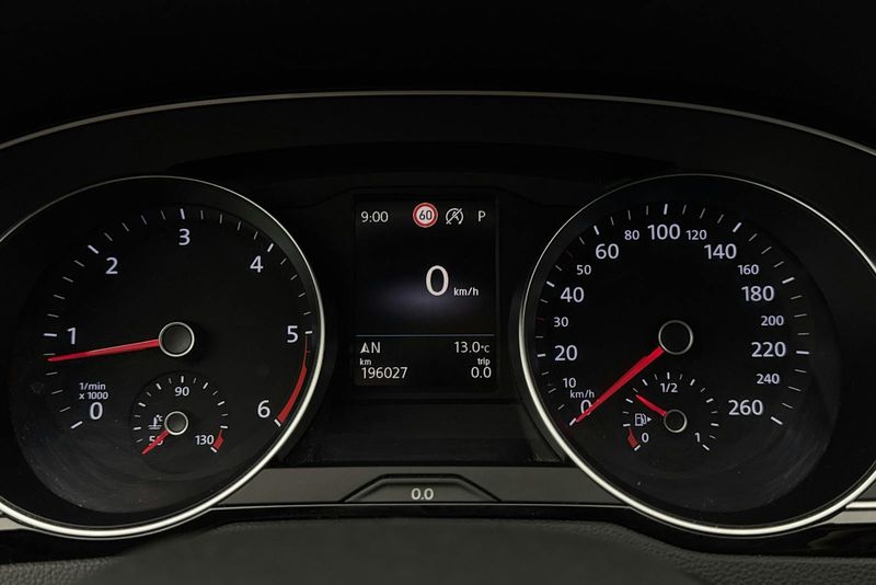 Volkswagen Passat bild 10