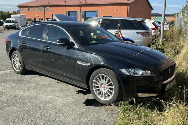 Jaguar XF 2.0D RWD (180hk) - 2018