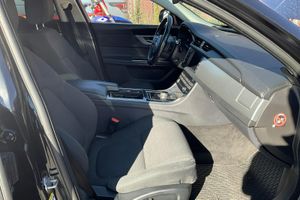 Jaguar XF bild 7