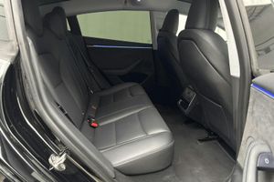 Tesla Model 3 bild 7