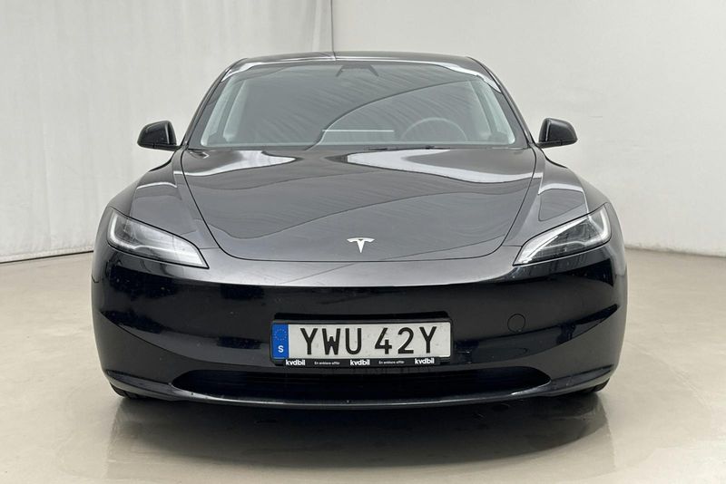 Tesla Model 3 bild 4