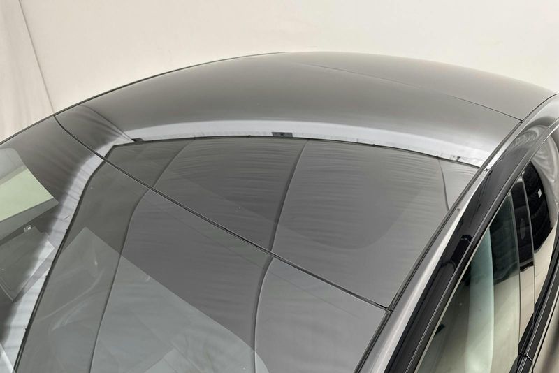 Tesla Model 3 bild 18