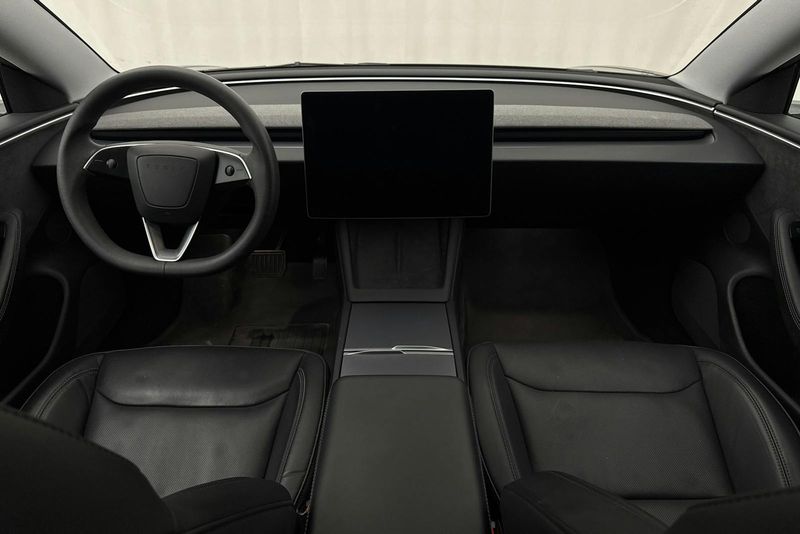 Tesla Model 3 bild 6