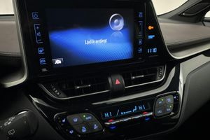 Toyota C-HR bild 12