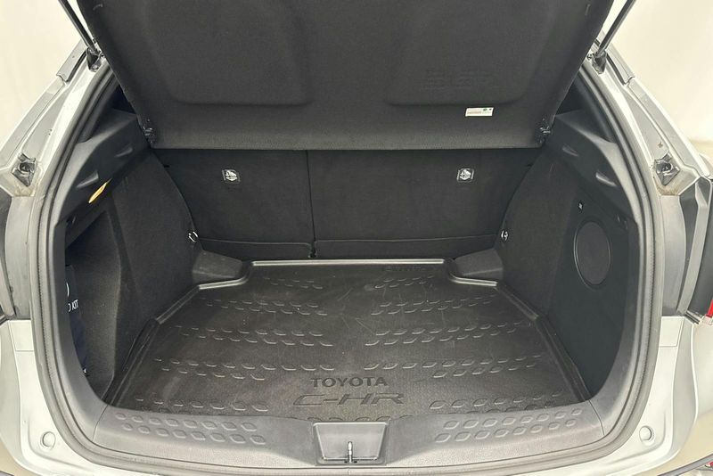 Toyota C-HR bild 9