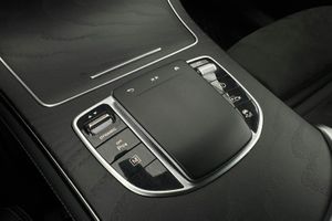 Mercedes GLC300 bild 15