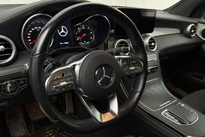 Mercedes GLC300 bild 16