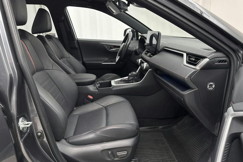 Toyota RAV4 bild 7