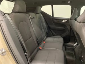 Volvo EX40 bild 15