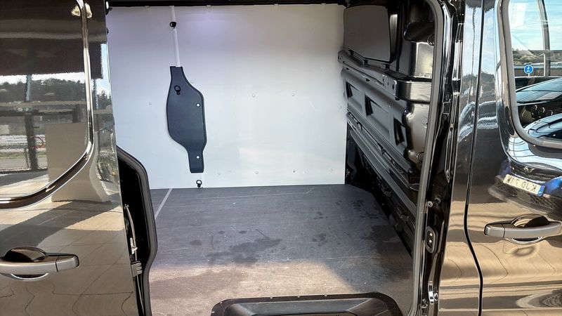 Nissan Primastar bild 5