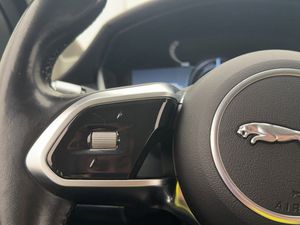 Jaguar I-Pace bild 16