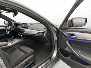 BMW 530 bild 24
