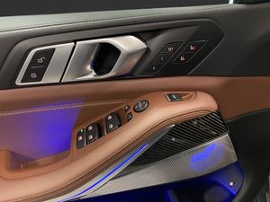 BMW X5 bild 10