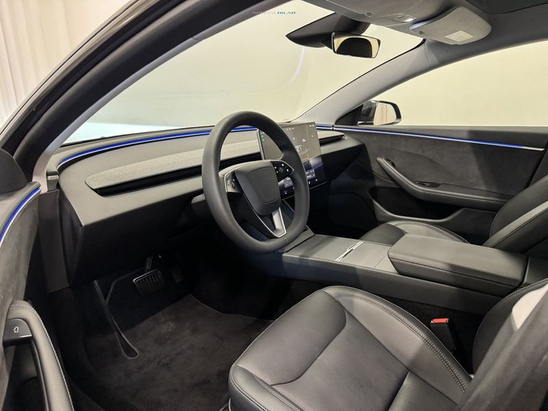 Tesla Model 3 bild 4