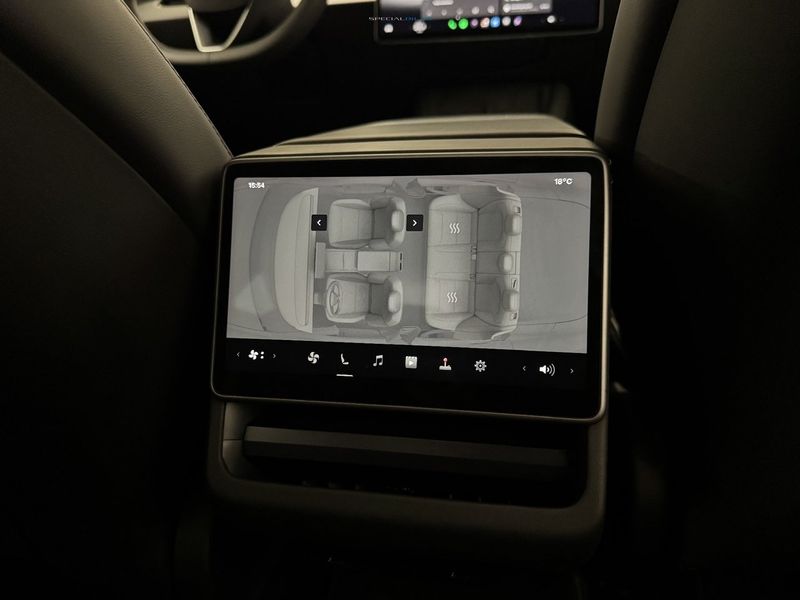 Tesla Model 3 bild 17