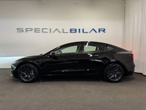 Tesla Model 3 bild 2