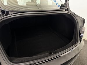 Tesla Model 3 bild 14