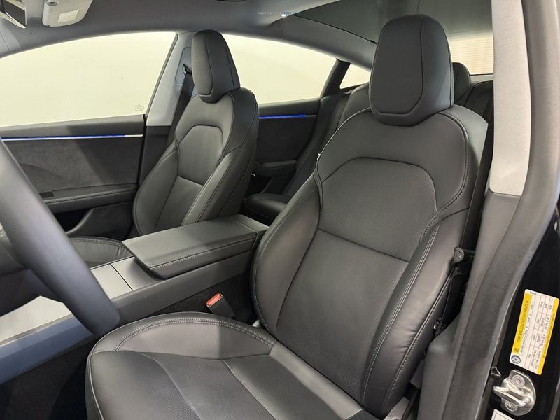 Tesla Model 3 bild 6