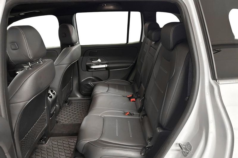 Mercedes EQB300 bild 11