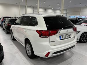 Mitsubishi Outlander bild 4