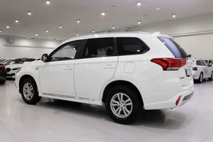Mitsubishi Outlander bild 4