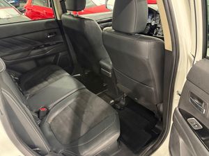 Mitsubishi Outlander bild 8