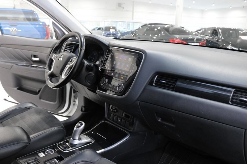 Mitsubishi Outlander bild 10