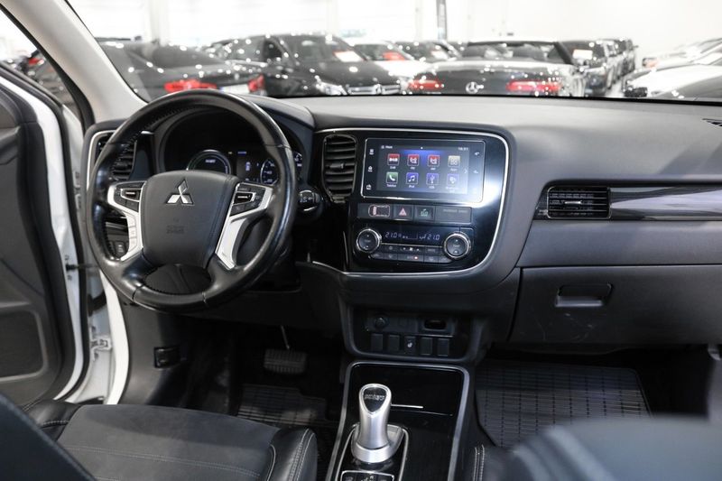 Mitsubishi Outlander bild 12