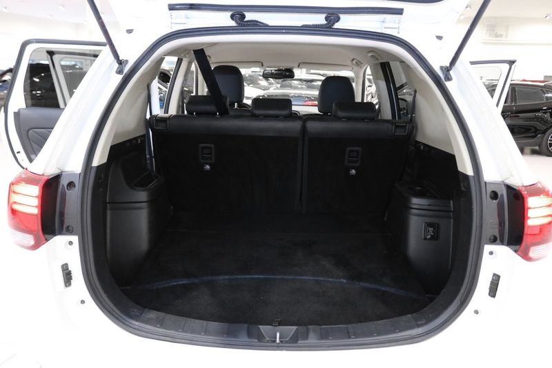 Mitsubishi Outlander bild 16