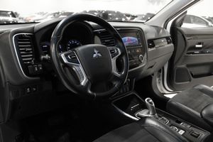 Mitsubishi Outlander bild 8