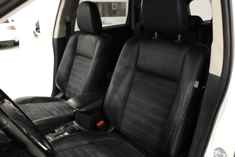 Mitsubishi Outlander bild 13