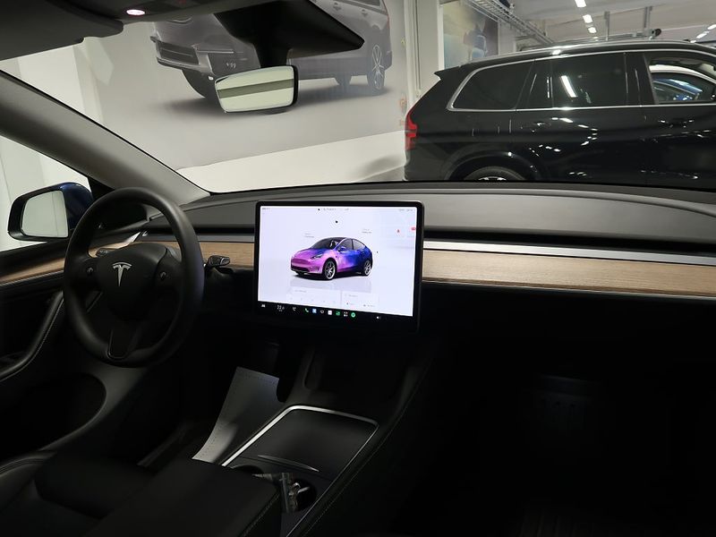 Tesla Model Y bild 20