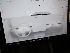 Tesla Model Y bild 30