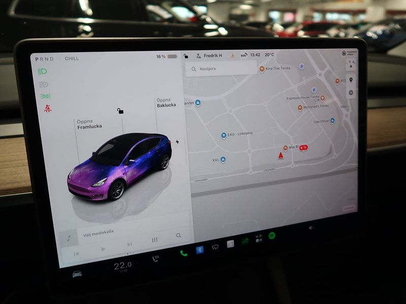 Tesla Model Y bild 25