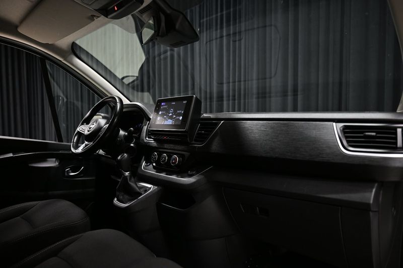 Nissan Primastar bild 27