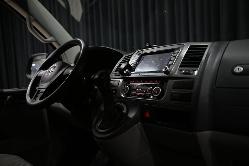 Volkswagen Caravelle bild 31