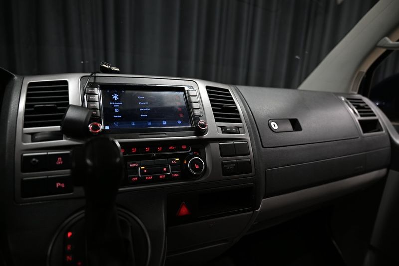 Volkswagen Caravelle bild 27